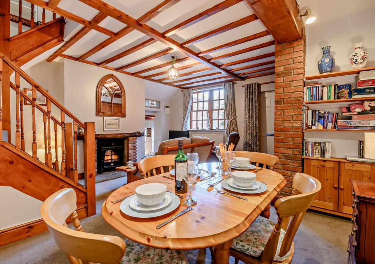 Salty Dog Cottage Whitby Eksteriør billede
